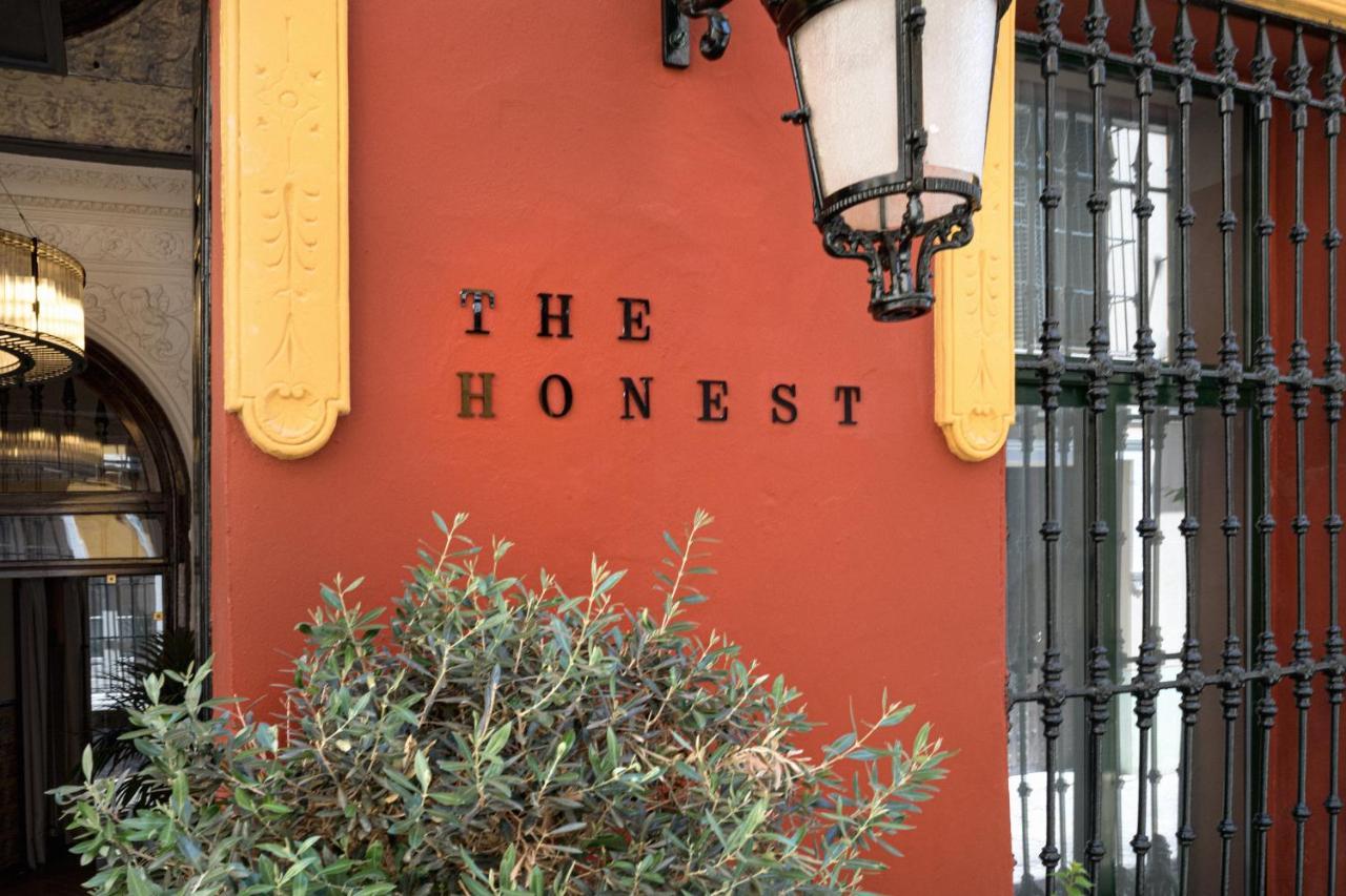 The Honest Hotel Sevilla Exteriör bild
